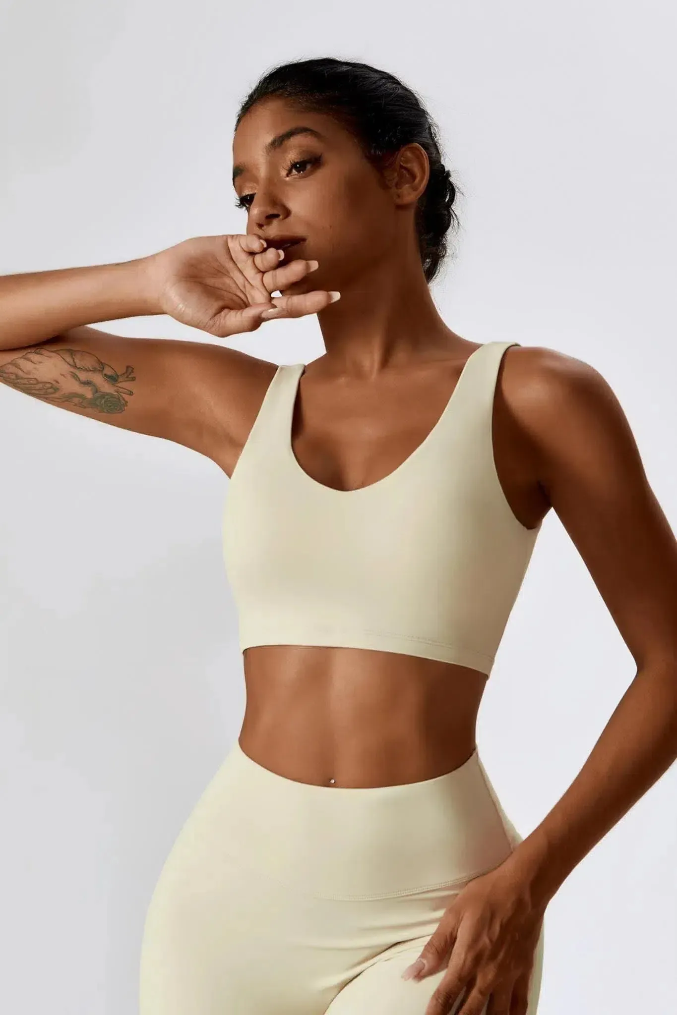 Adira – Removable cups – Seamless active bra