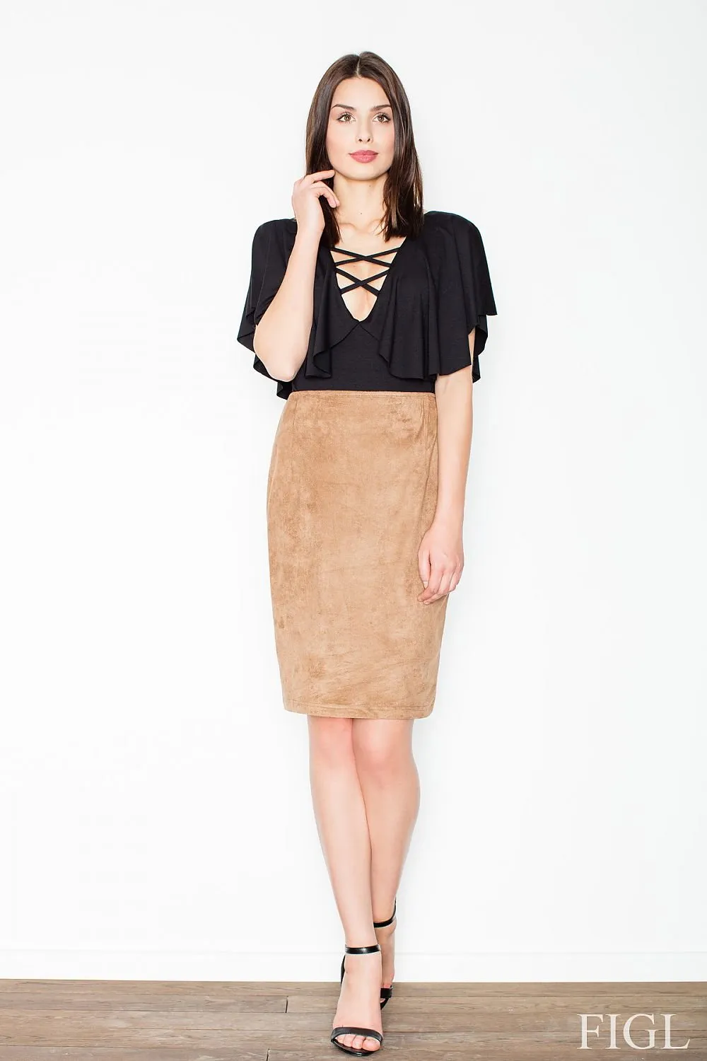 Knee-Length Classic Skirt  Figl