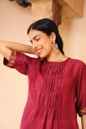 Rangsutra Juhi Maroon Kurta With  Crewel Embroidery