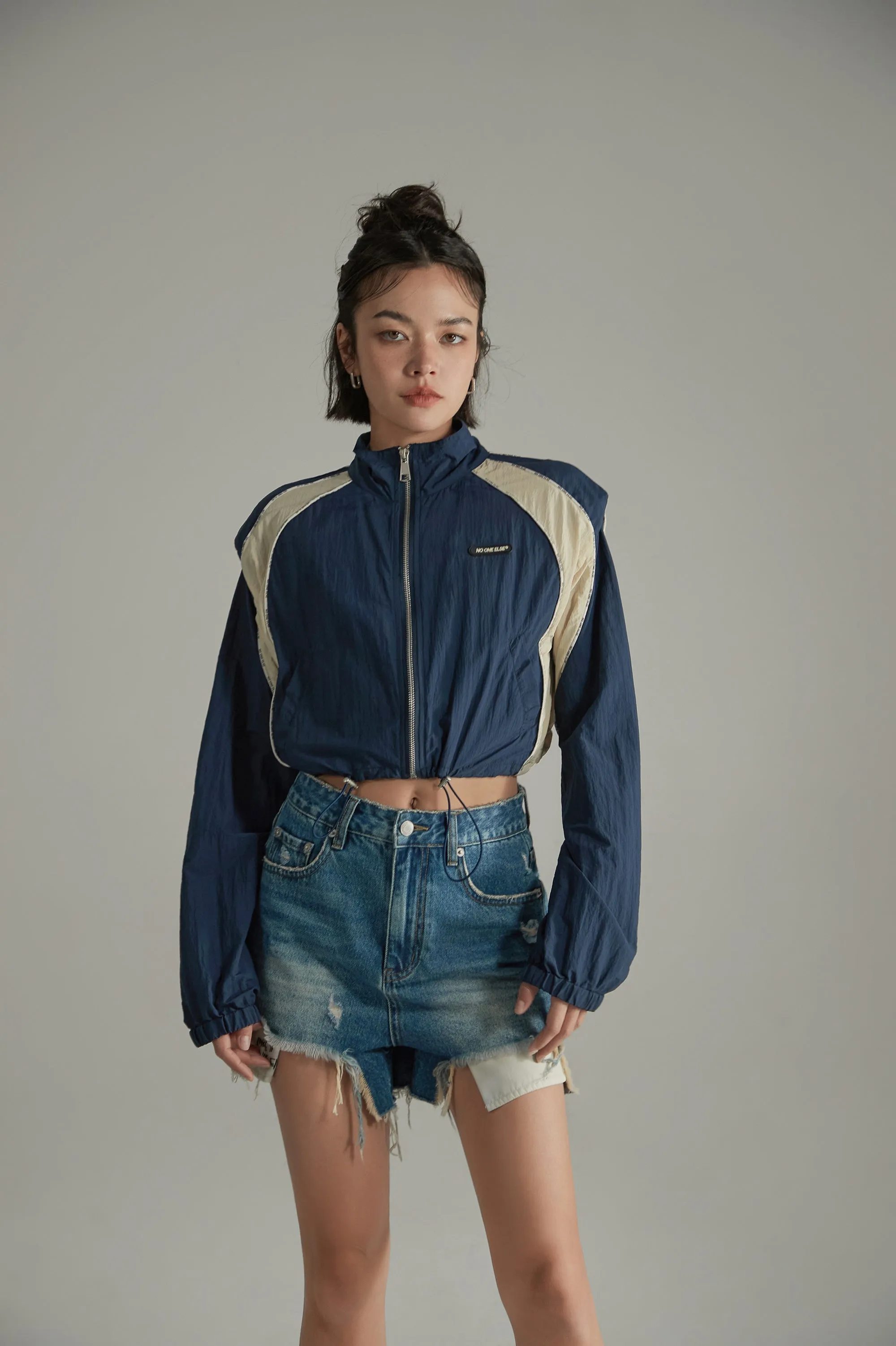 Sporty Colorblocked Drawstring Long Sleeve Jacket