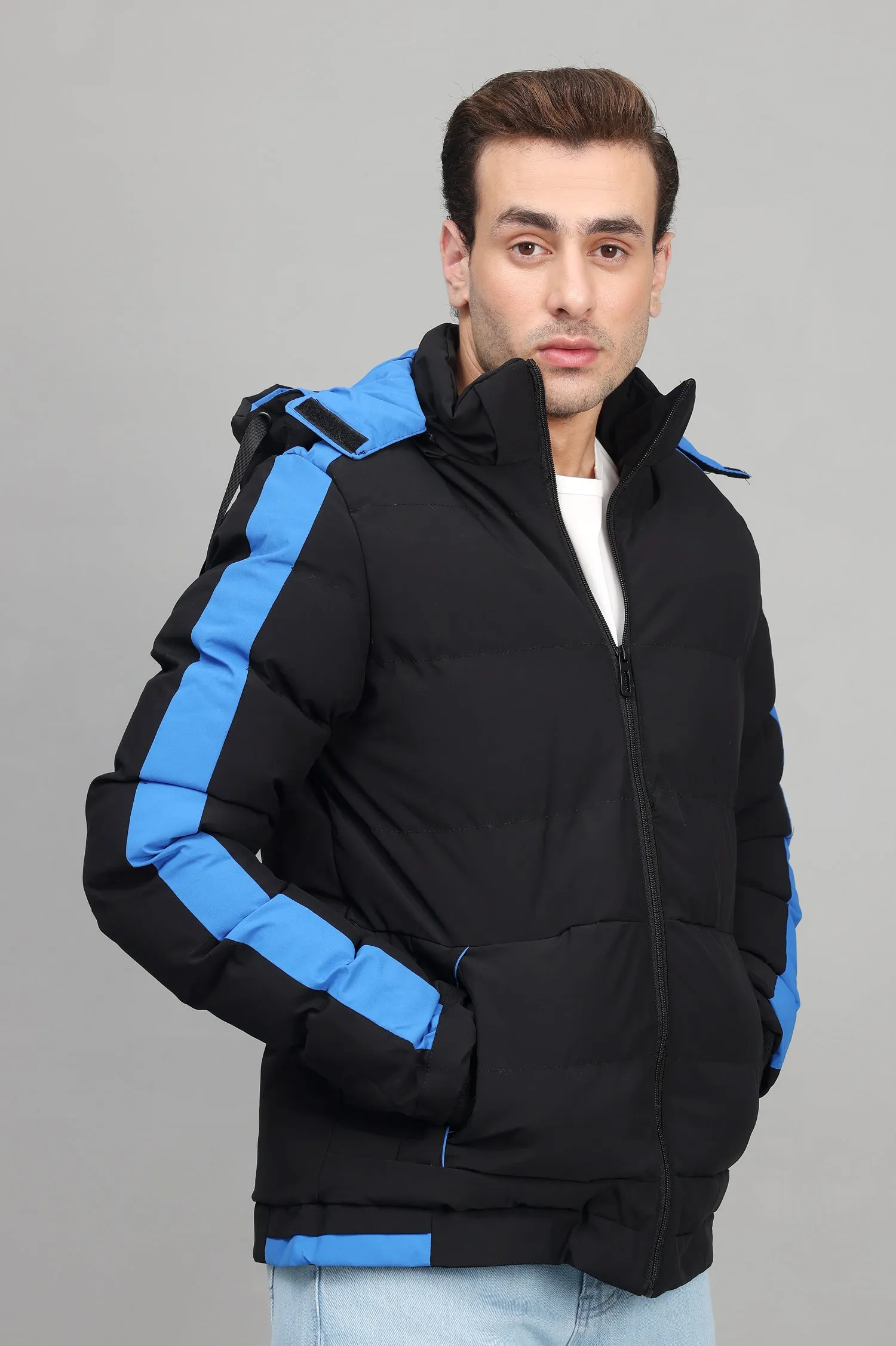 SPORTY HOODED PUFFER JACKET-BLK/BLUE